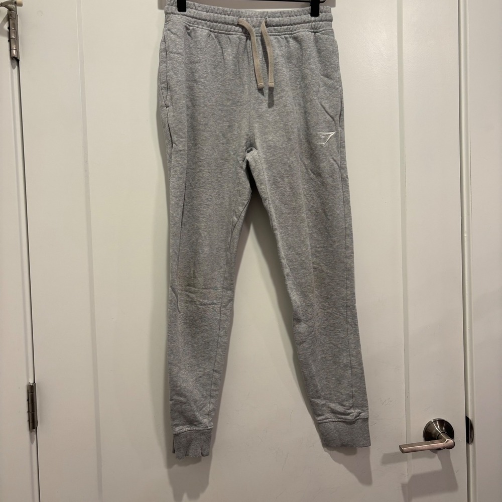 Gymshark Crest Joggers Mens XS Grey Slim Fit Fleece Sweatpants Drawstring Pocket